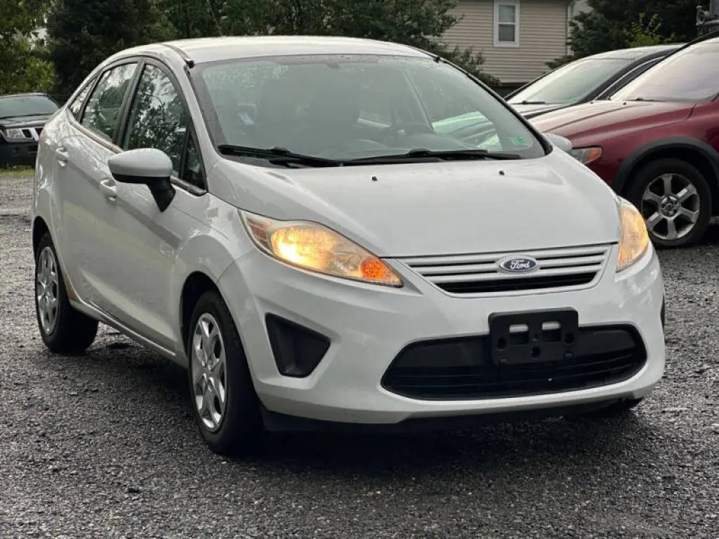 2013 Ford Fiesta S