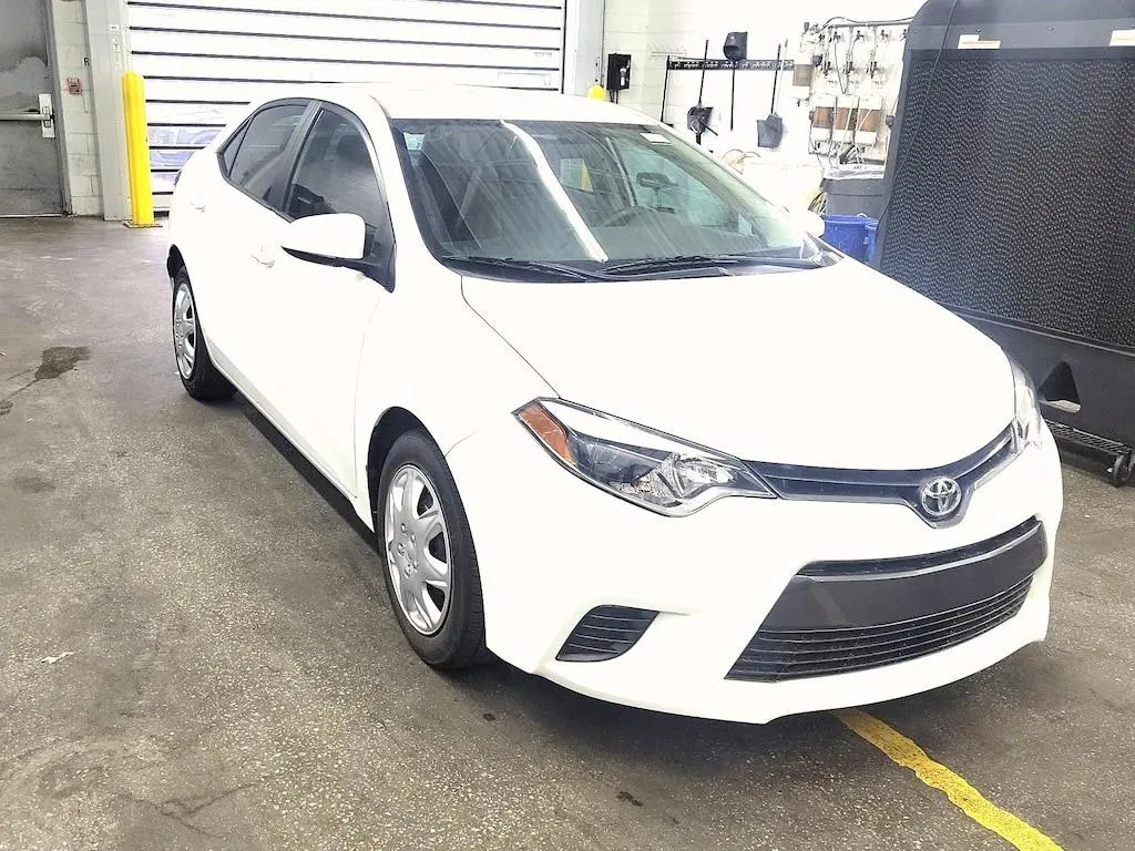 Toyota Corolla 2016 LE Sedán 4 puertas