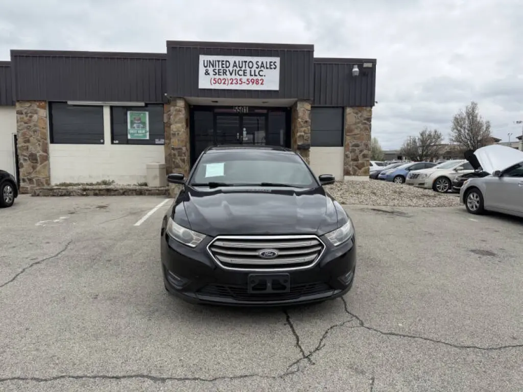 2013 Ford Taurus SEL