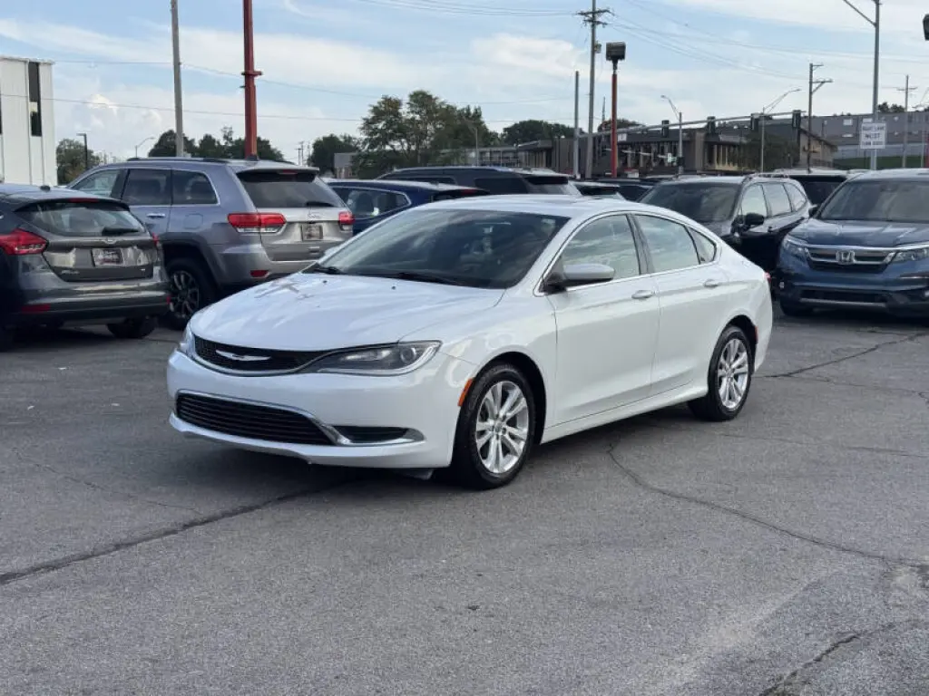 2015 Chrysler 200 Limited