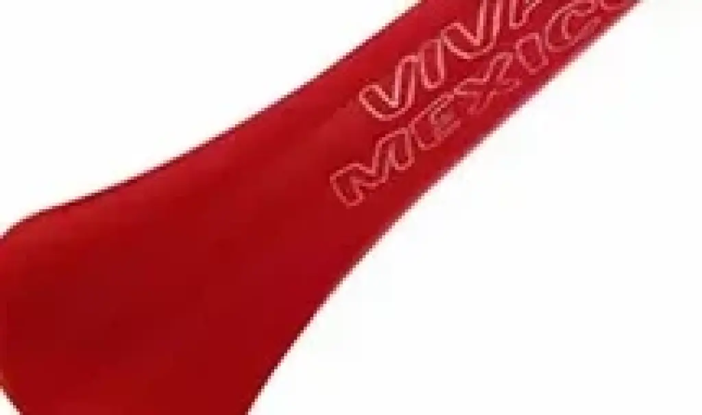 VUVUZELAS Y TROMPETAS CON LOGO