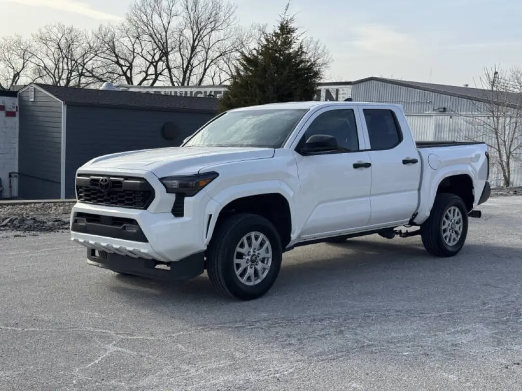 2025 Toyota Tacoma SR