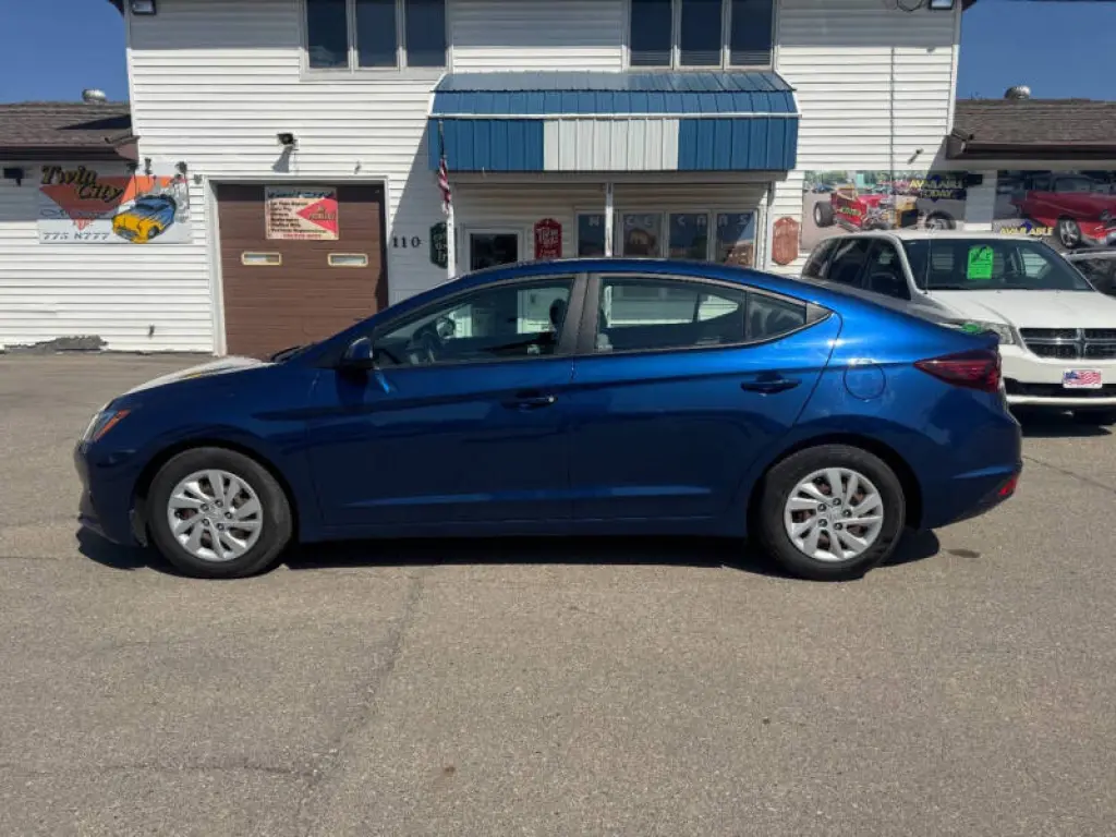 2019 Hyundai Elantra SE