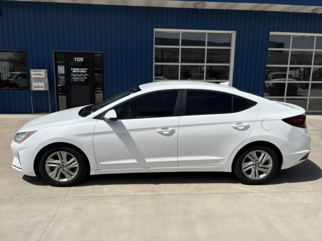 2019 Hyundai Elantra SEL