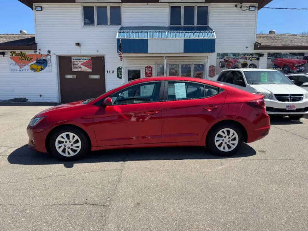 2019 Hyundai Elantra SE