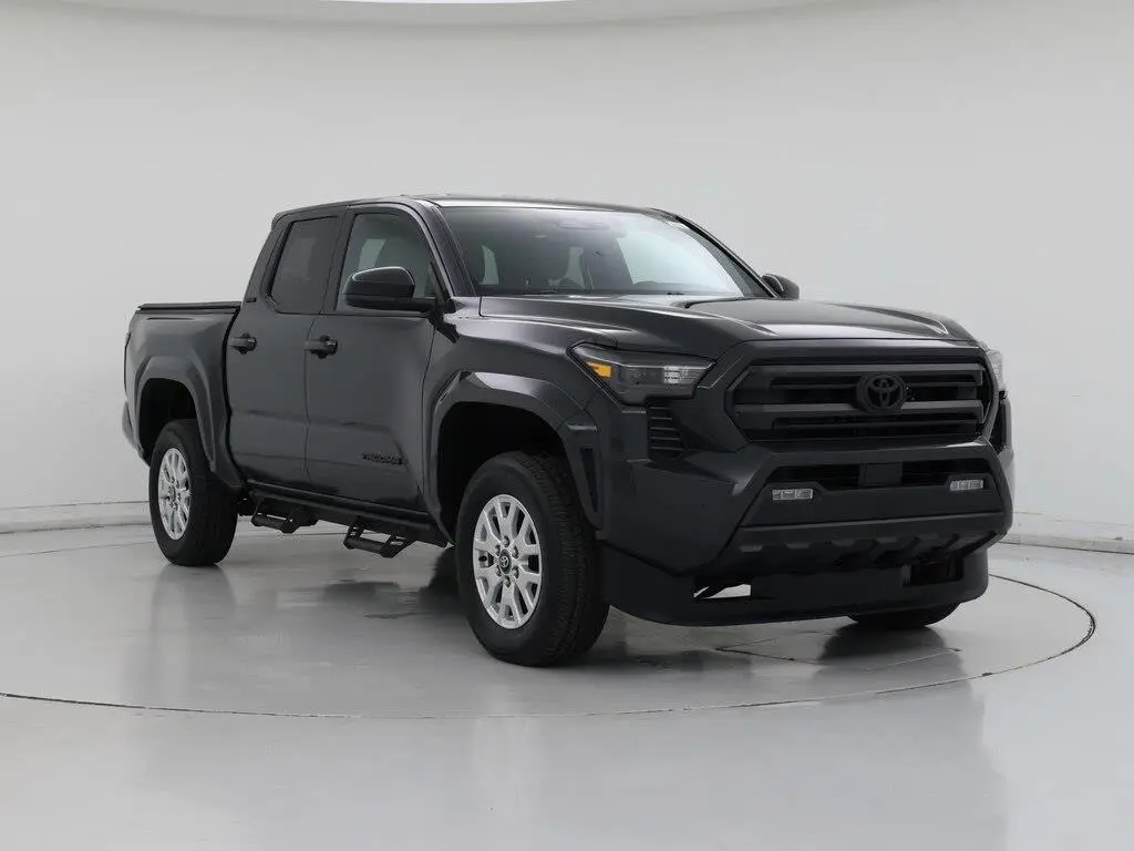 Toyota Tacoma 2024 4x4 SR5 4dr Double Cab 5.0 ft SB