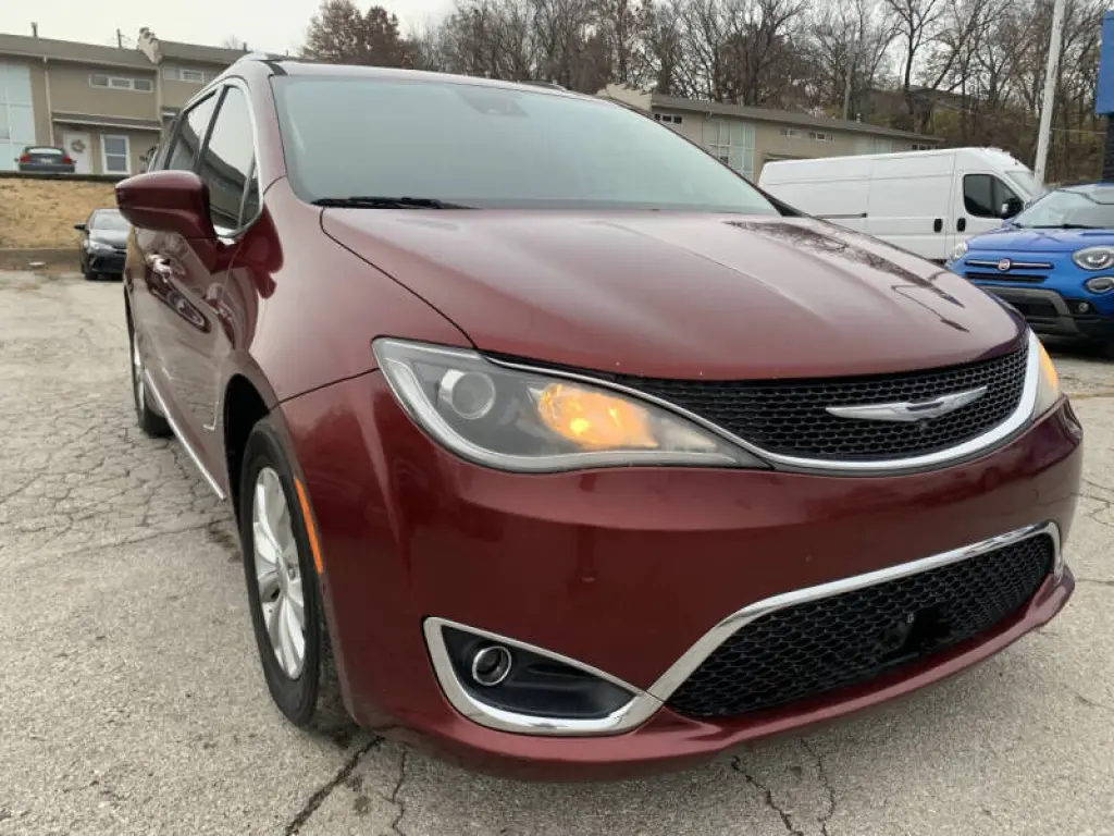 2018 Chrysler Pacifica Touring L