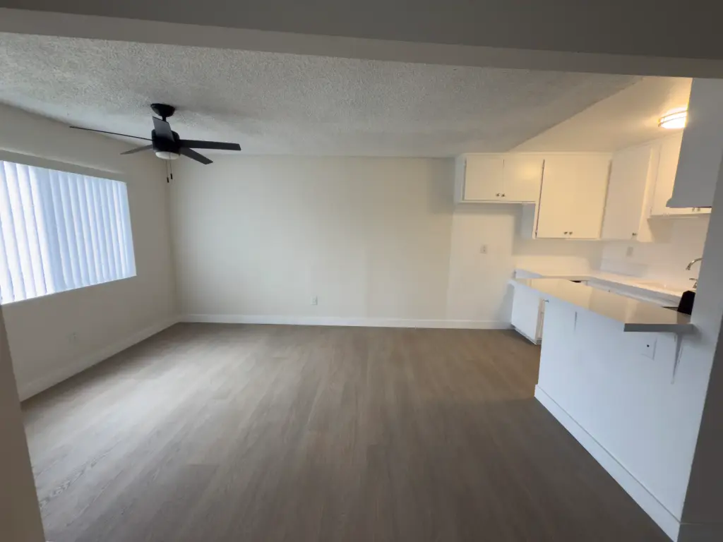 Encantador apartamento de 2 recámaras y 1 baño en Norwalk – ¡Disponible ahora