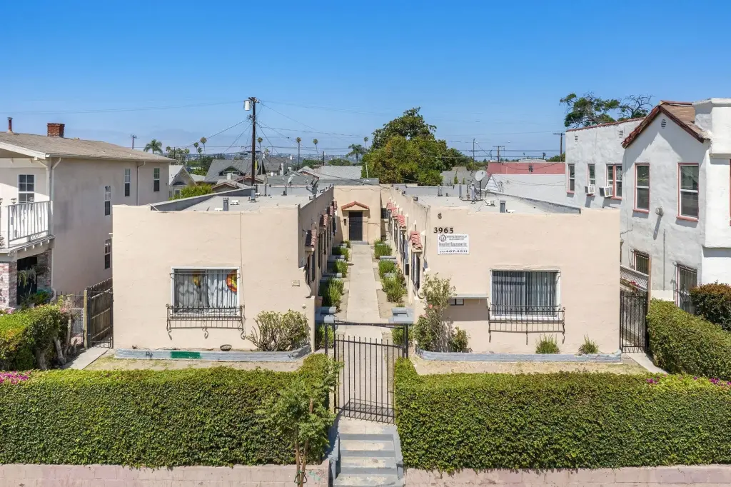 1 Bedroom 1 Bath unit