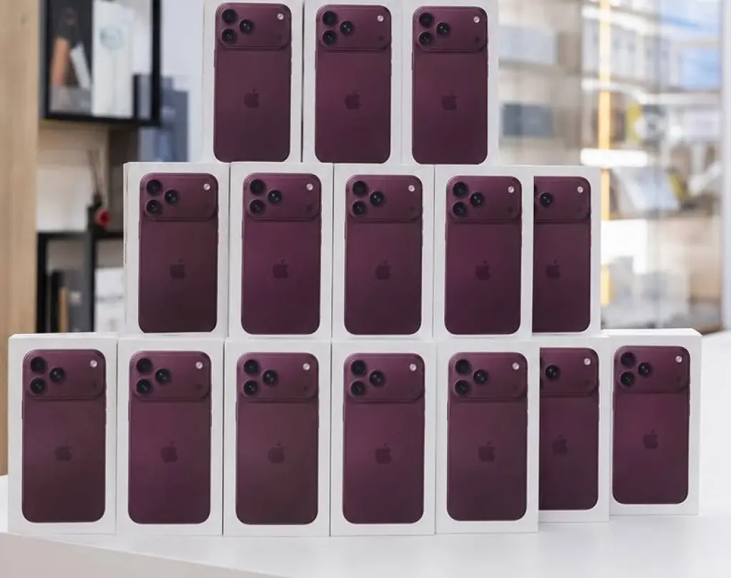 iPhone Duo, iPhone 18 Pro, iPhone 18 Pro Max, Sony PS5 Pro, Sony PS5