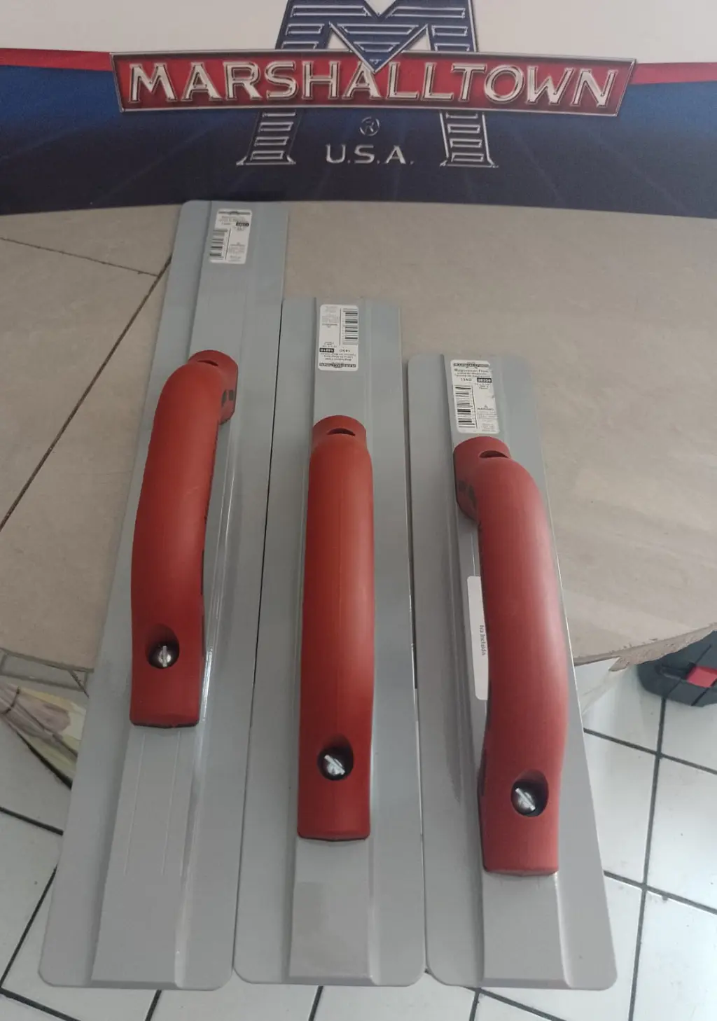 Llanas de Magnesio manuales 16 Pulg.