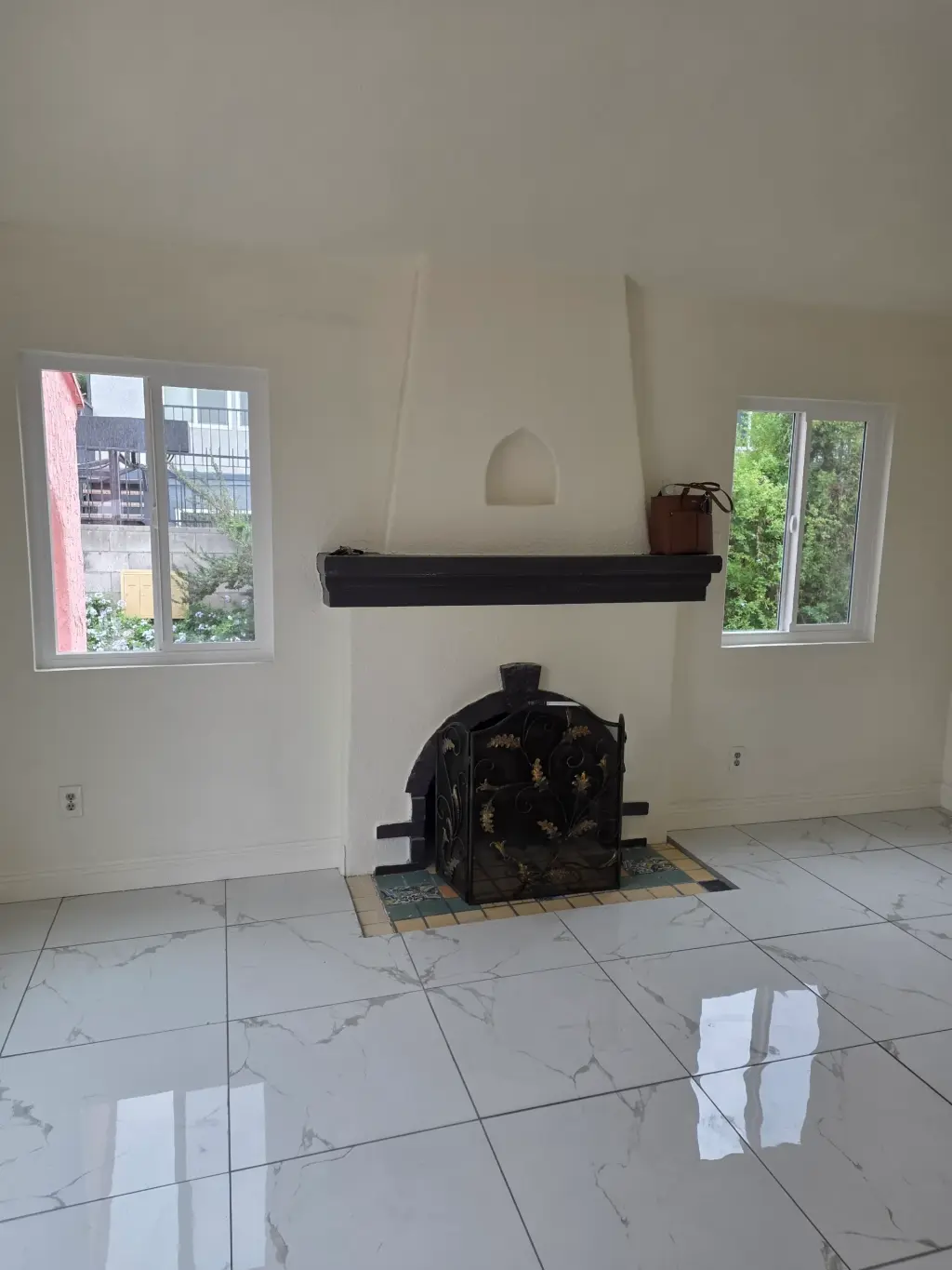 For rent at north hollywood ca  3re 1ba