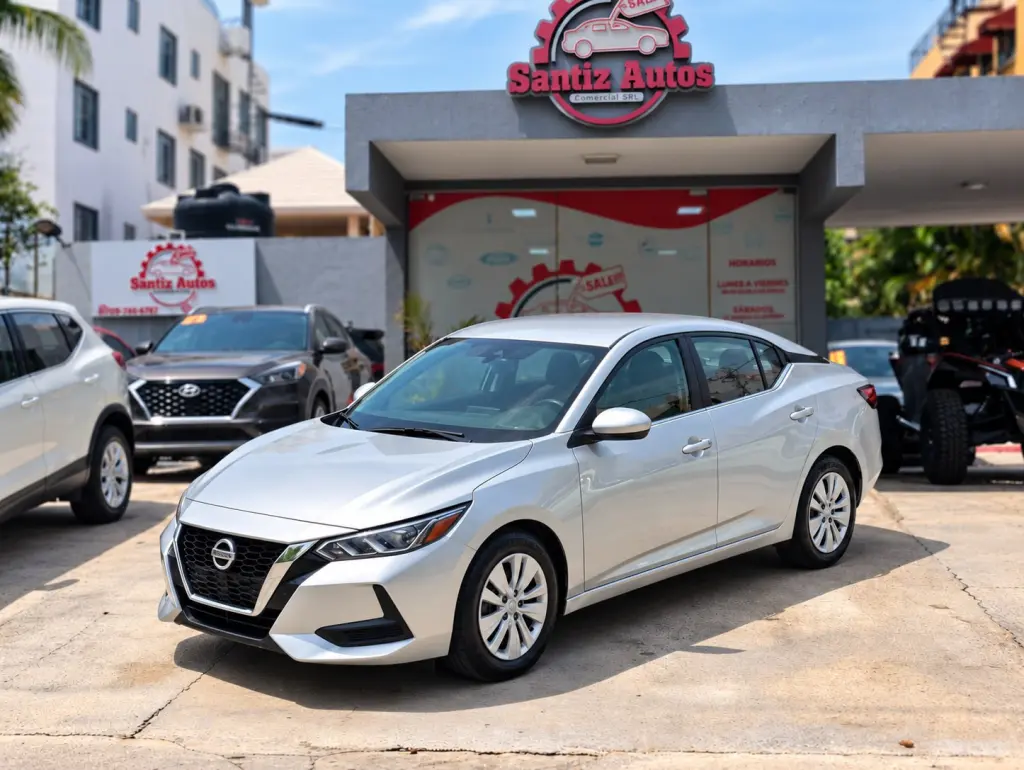 Nissan Sentra S 2023 Gris - Santiz Autos