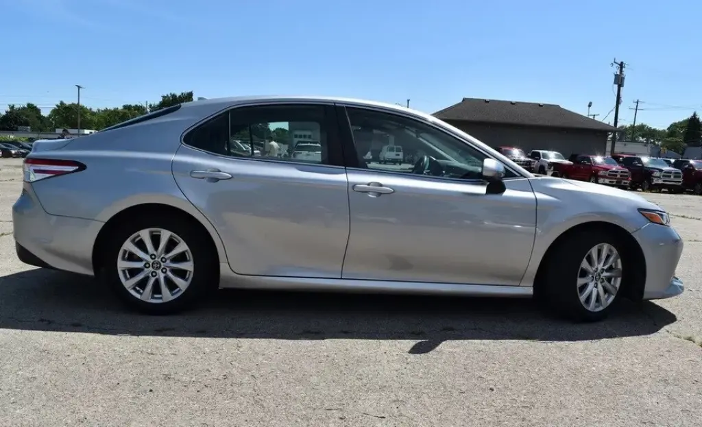 2019 Toyota Camry 2.5L LE-EDITION