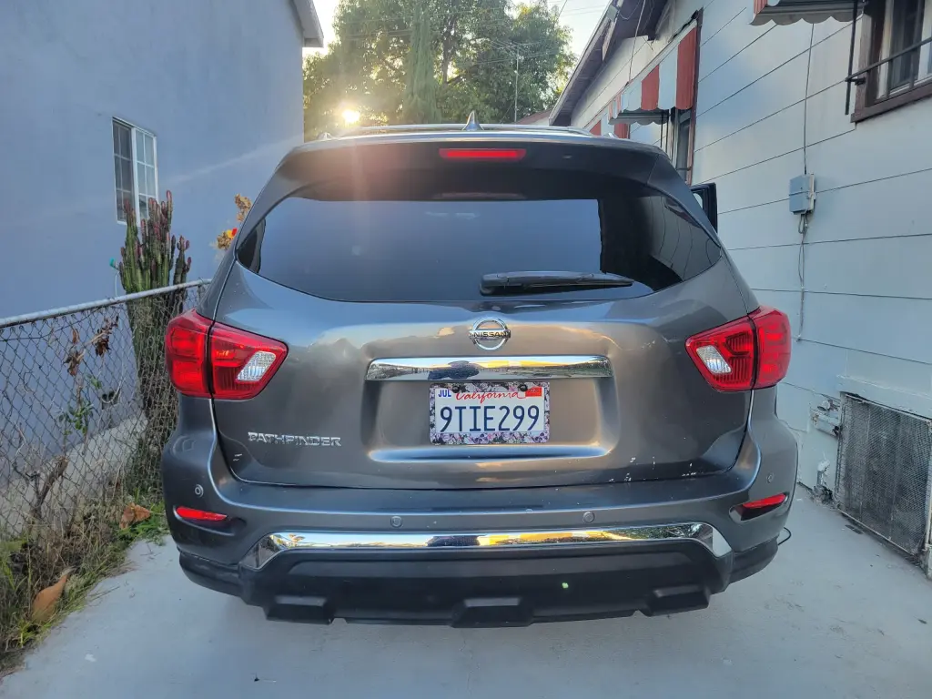 Se vende Nissan Pathfinder 2019