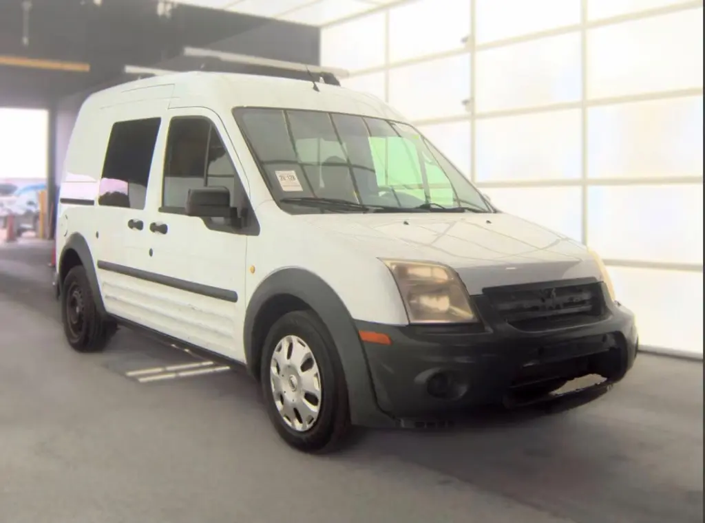 .🚐 Ford Transit 2012 de Carga – $2,500 CASH ¡Lista para Trabajar!