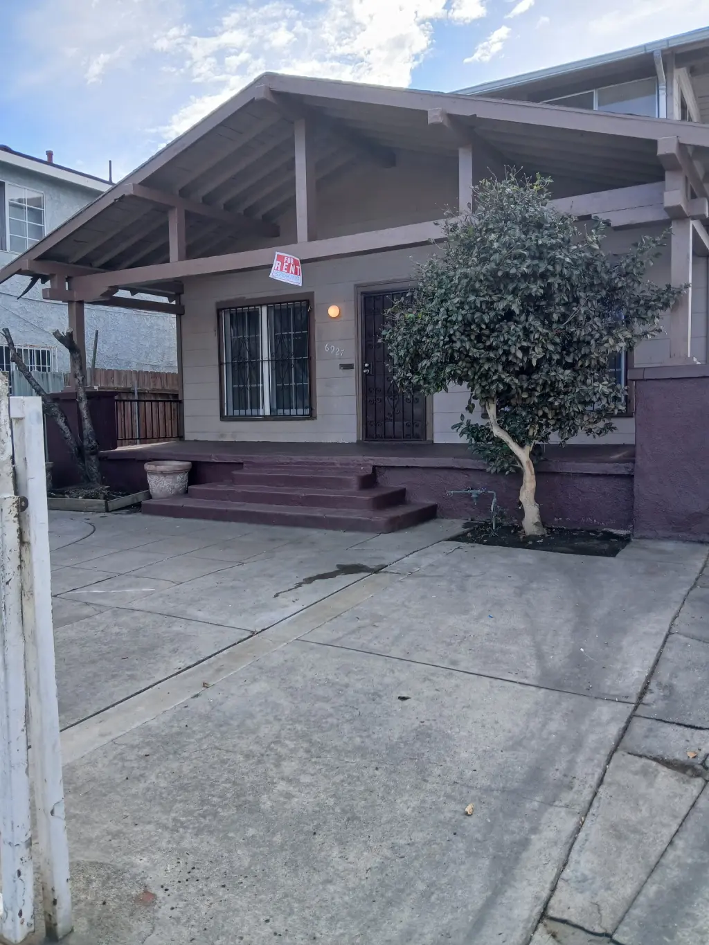 3 BEDROOM HOUSE FOR RENT