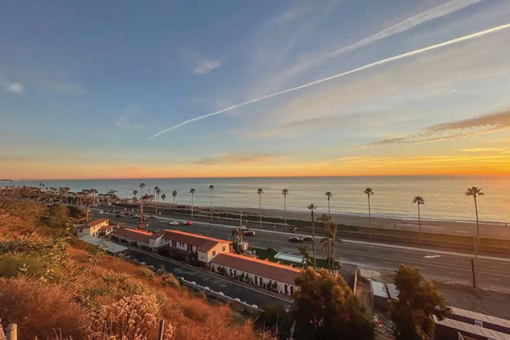 WE BUY REAL ESTATE CASAS!