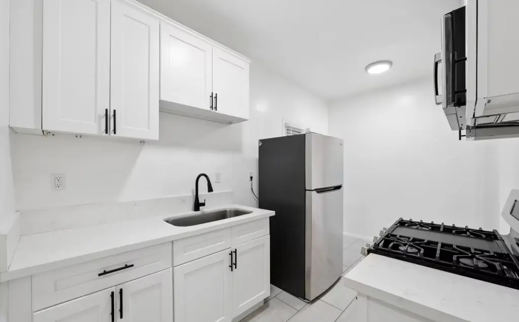 Luxury Fully Renovated 1-Bedroom w/ Stunning Exposed Brick Walls!