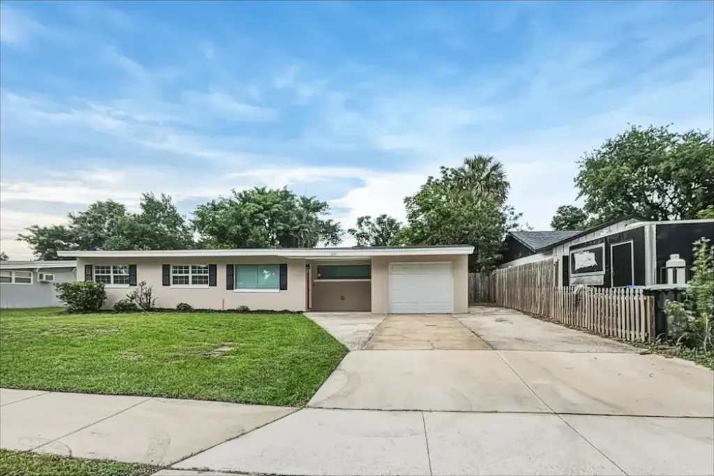 🏡 3 BEDROOM HOUSE FOR RENT 🏡