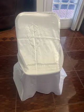 Vendo Funda de Silla Elegante para Eventos