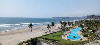 Departamento a pie de playa zona diamante