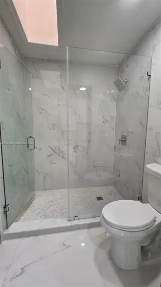 Casa 3/2 Remodelada FOR RENT