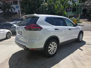 Nissan Rogue SV 2020 Blanco - Santiz Autos