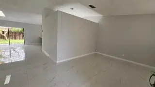 Casa 3/2 Remodelada FOR RENT