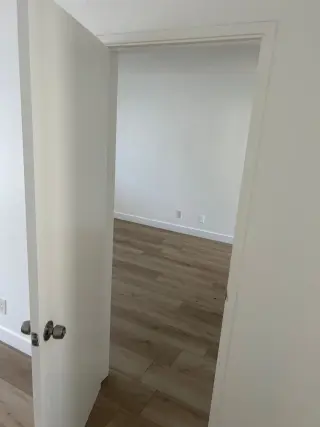 1 Bedroom with 2 Bathrooms, YES at Boyle Heights!!!!!!!!