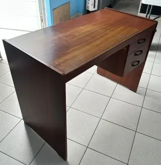 Escritorio de madera con 3 cajones para oficina de 104x50x75 cm