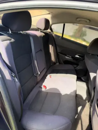 En 💰$2300 Cash. Chevrolet Cruze 2014.