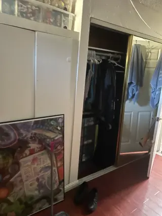 Habitación Espaciosa en Renta con Espacio de Closet