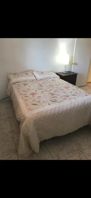 Rento eficiency y habitación