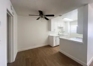 1 Bed 1 bath Apt in Riverside