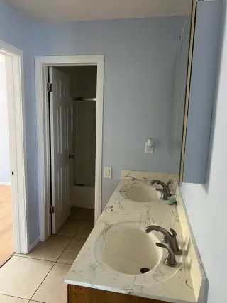 South Gate 2 Bed 1 Bath $2,500