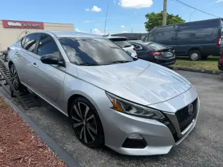 2021 Nissan Altima 2.5 SR