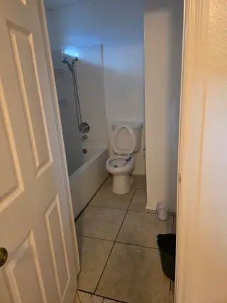 Se renta recamara Master con baño privado