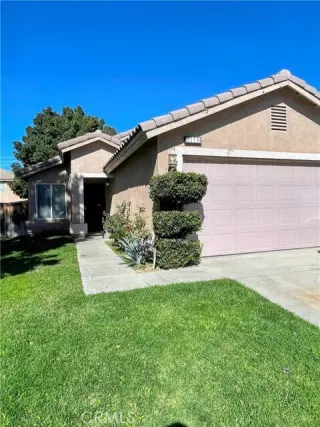 Se Renta Casa en Victorville