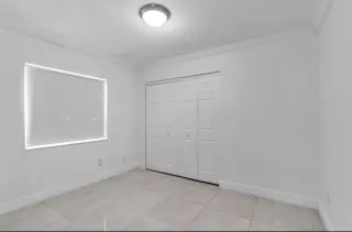 Casa  3/1.5 cerca aeropuerto coral Gables fl