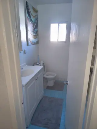 Compartir apartamento de 1 recamara muy amplio y limpio