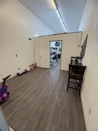 Salón de Belleza Moderno en Venta