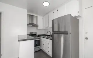 TRENDY FULLY RENOVATED 2 BEDROOM AND 2 BATH IN PRIME K-TOWN LOCATION