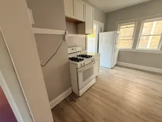 2 bedrooms apartment (Lower)