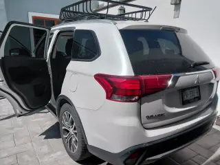 Mitsubishi Outlander 2016 - Excelente Estado
