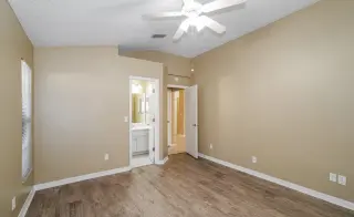 Casa en alquiler de 3 dormitorios y 2 baño en Arlington