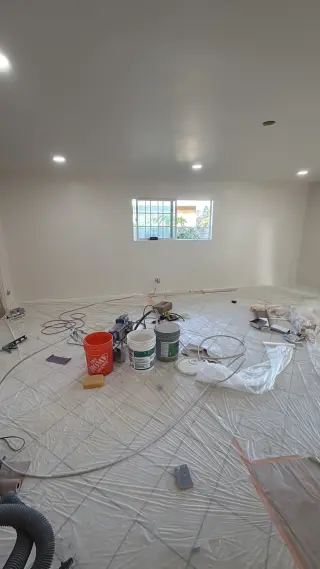Busco trabajo de Contruccion