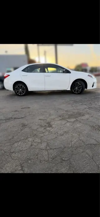 TITULO LIMPIO TOYOTA COROLLA PAGOS DEALER FINANCIAR AUTOMATICO CARROS EN VENTA