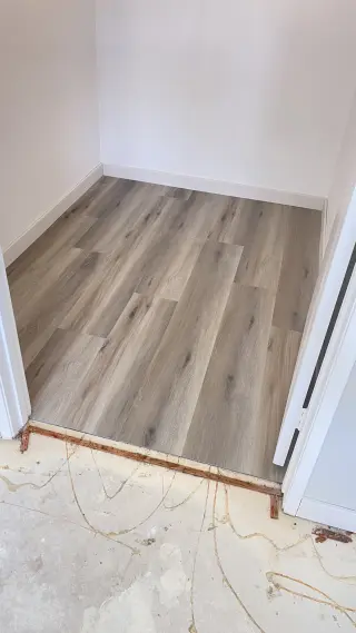 Flooring and Tile Services