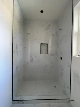 Hacemos instalaciones de cerámica y tile